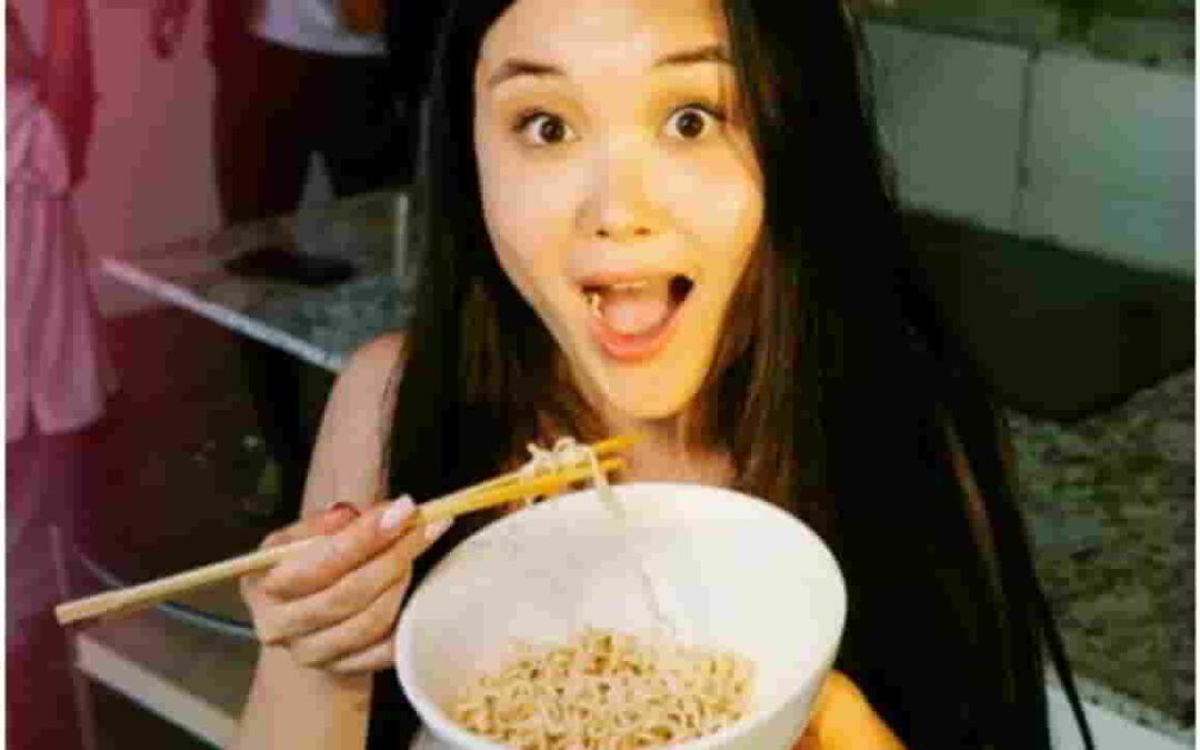 ऐसे बनाये अंडा- मैगी “सबसे अलग” “सबसे मजेदार”